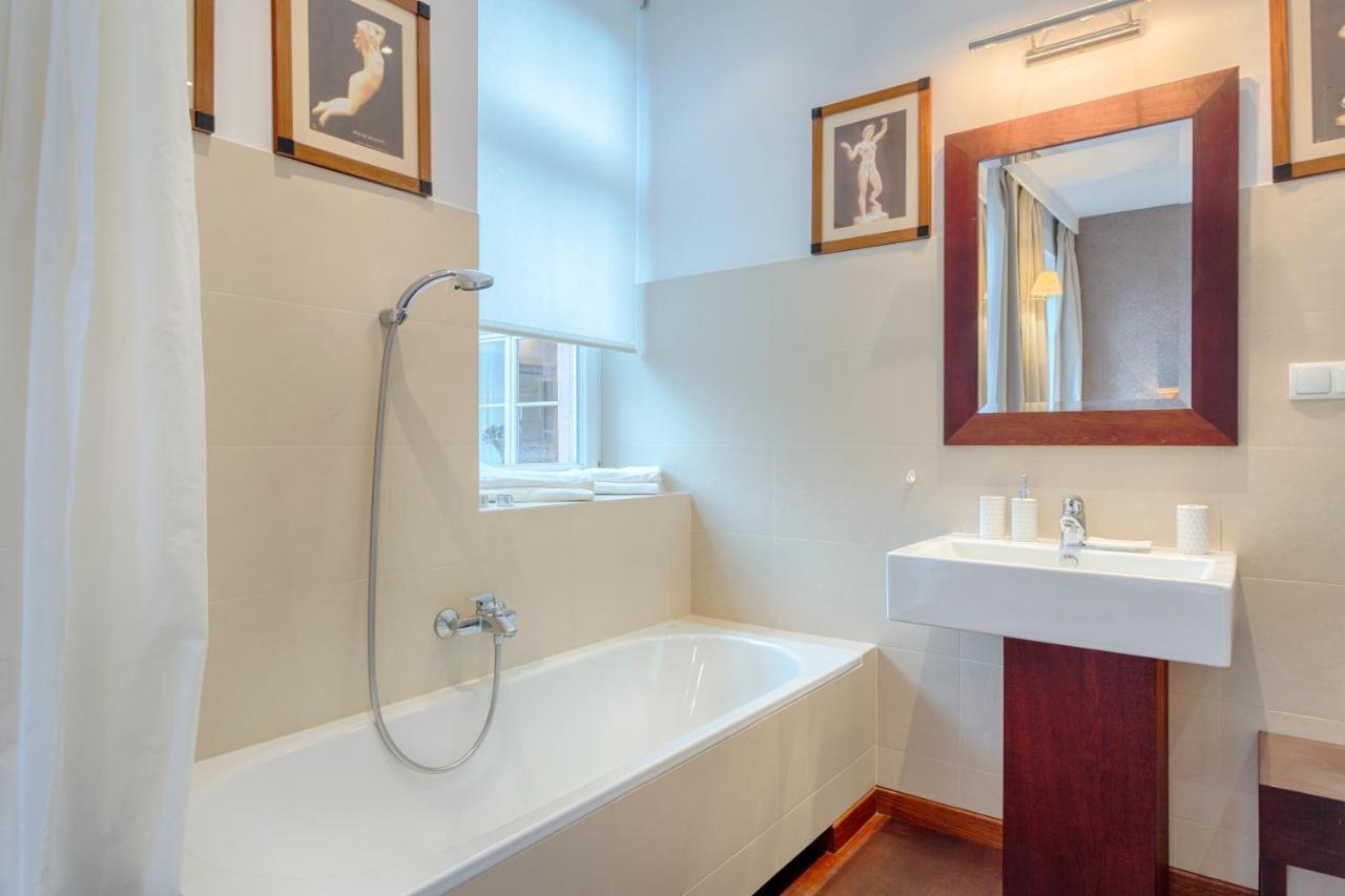 Tyzenhauz Apartments Krowoderska Street 克拉科夫 外观 照片
