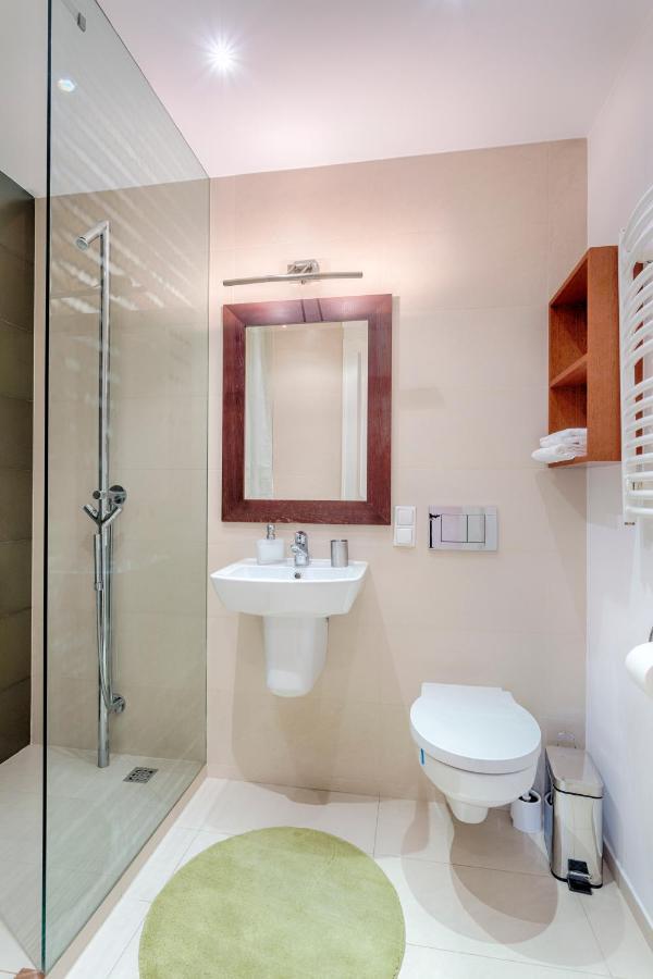 Tyzenhauz Apartments Krowoderska Street 克拉科夫 外观 照片