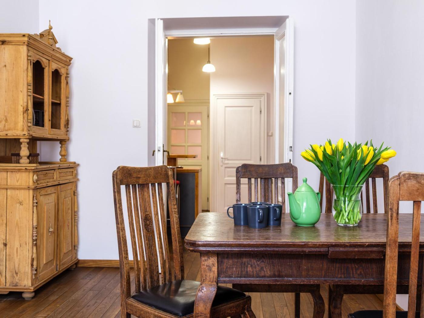 Tyzenhauz Apartments Krowoderska Street 克拉科夫 外观 照片