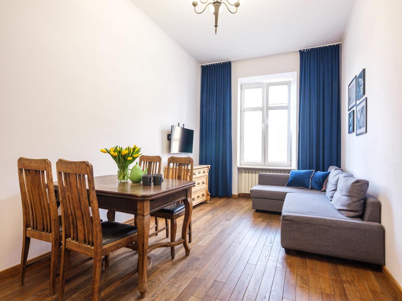 Tyzenhauz Apartments Krowoderska Street 克拉科夫 外观 照片