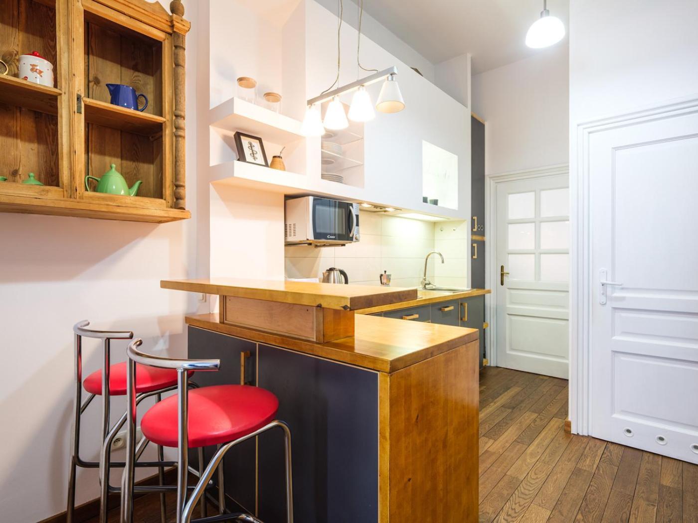Tyzenhauz Apartments Krowoderska Street 克拉科夫 外观 照片